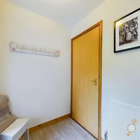 Solberg - Charming Two Bedroom Cottage In Lerwick Exterior photo